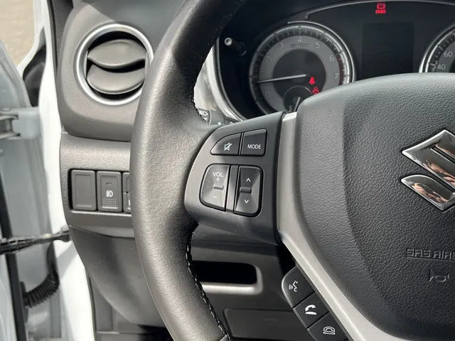 Suzuki Vitara 1.4 Boosterjet Stijl | Trekhaak | All Seasons