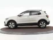 Volkswagen T-Cross Life Edition 1.0 TSI 95 PK 5 versn. Hand · Comfort pakket · Parkeersensoren voor en achter ·