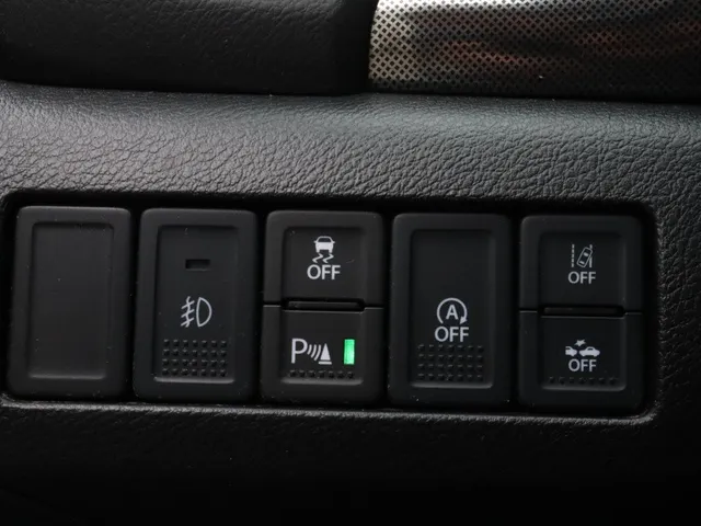 Suzuki Vitara 1.4 BoosterJet Hybrid Style Trekhaak | Adaptive Cruise | Two tone