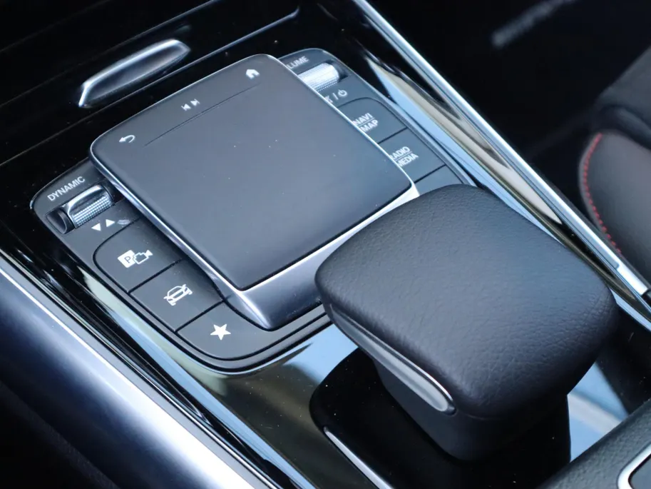 Mercedes-Benz EQA 250 AMG Line 67 kWh