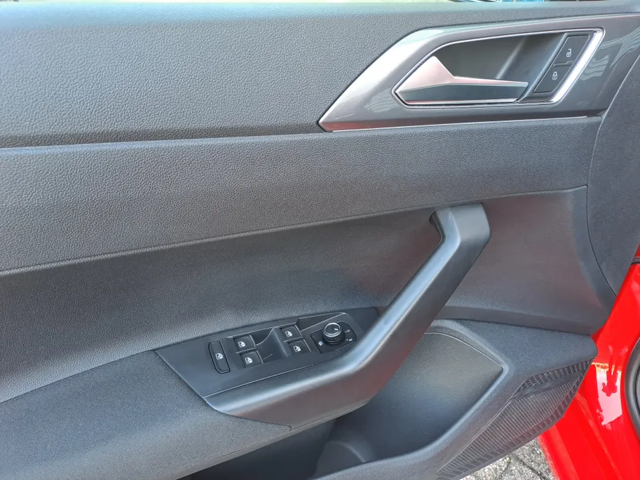 Volkswagen Polo 1.0 TSI Highline | Adaptieve Cruise | Climate | Bluetooth | DAB | Licht Metalen Velgen