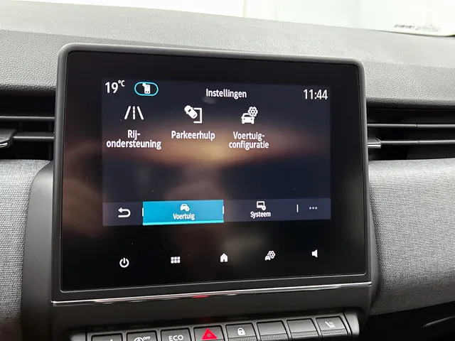 Renault Clio TCe 90PK GPF evolution | CAMERA | NAVI | DEALER ONDERHOUDEN | STOEL VERWARM. | PARK. SENSOREN | CARPLAY