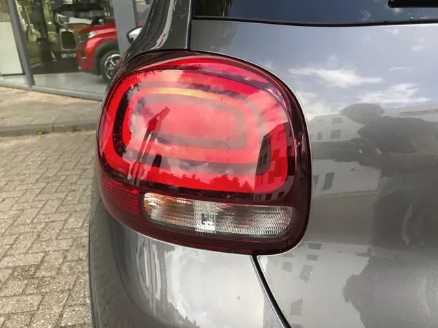 Citroën C3 1.2 Max 110pk EAT6 Automaat