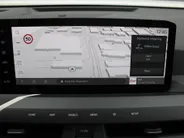Kia EV5 GT-PlusLine 81.4 kWh | Schuifdak | Stuur-/stoelverwarming + ventilatie | Warmtepomp | 360 Camera | Elek. stoelverst. | Leer | HUD | LED | 19" LM |