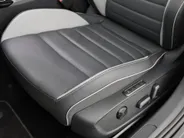 Volkswagen Golf 1.5 eHybrid 272pk DSG GTE · Panoramadak · Camera · Inklap. Trekhaak · Leder Vienna · Stuur- & Stoelverwarming · Elek. Stoel + Geheugen · Garantie t/m 18-06-2030 of 100.000km