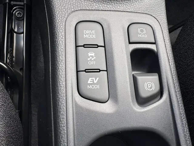 Toyota Aygo X Hybrid 115 play | Go Pack