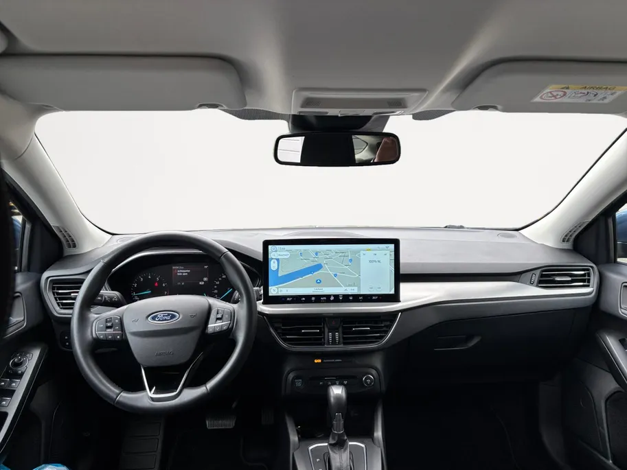 Ford Focus Wagon 1.0 EcoBoost Hybrid Titanium 155PK Automaat | NL-Auto | 1e Eigenaar | Navigatie | Climate Control | Parkeersensoren | Privacy Glass