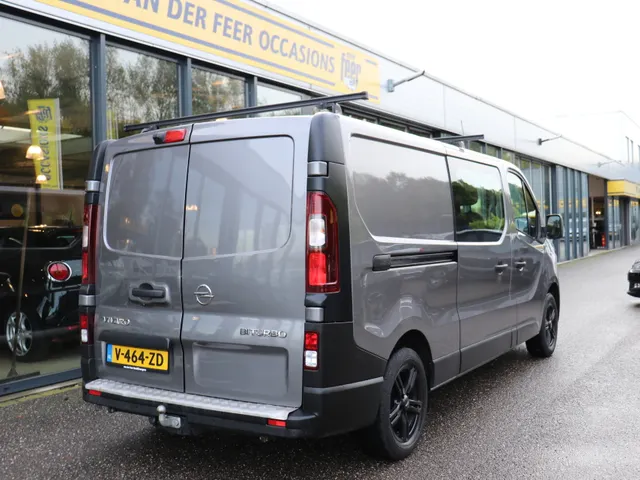 Opel Vivaro 1.6 CDTI L2H1 DC Business+ EcoFlex EX. BTW 1e eigenaar Lease v.a. 395,- p/m