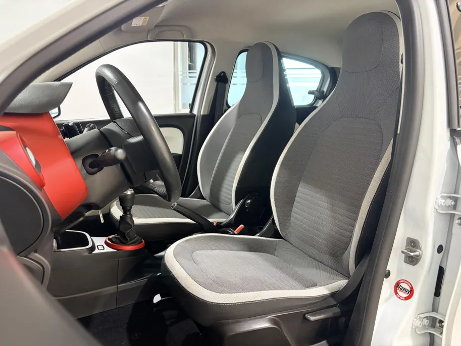 Renault Twingo 75PK SCe Collection | Airco | USB | Elektrische Ramen & Spiegels | Centrale Deurvergrendeling | LED Dagrijverlichting | Licht Sensor | Bluetooth |