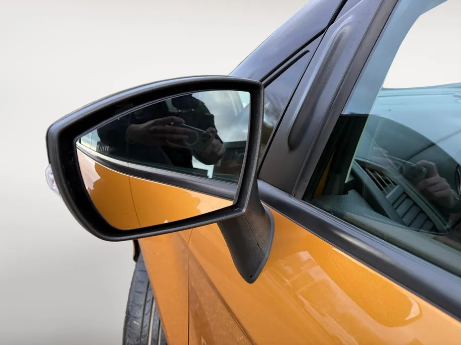 Ford EcoSport 1.0 EcoBoost ST-Line | Stoel-, Stuur- en Voorruitverwarming | Apple Carplay & Android Auto | Achteruitrijcamera | Cruise Control |