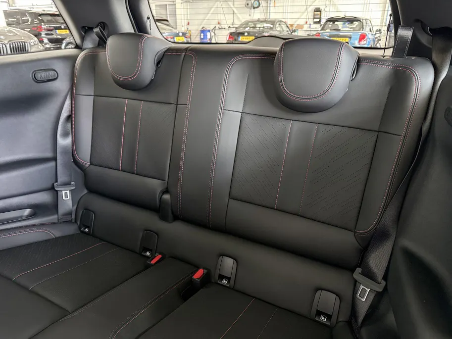 MINI Cooper 3-deurs Electric E John Cooper Works M 40.7 kWh