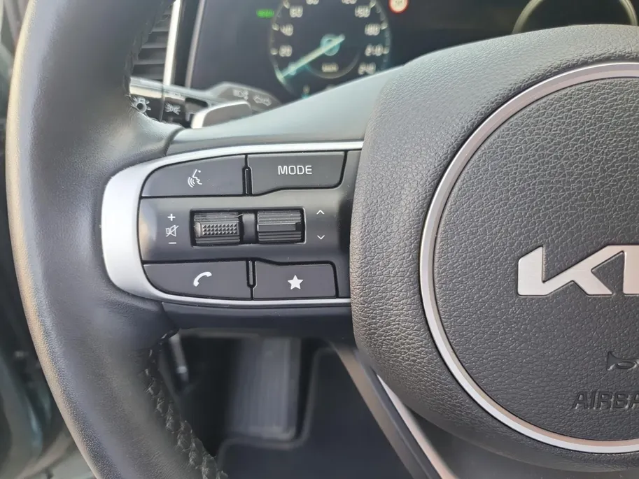 Kia Sportage 1.6T AWD Plug-In Hybride DynamicPlusLine | Stoel en stuurverwarming | Rondom Camera | Elektrisch bedienbare voorstoelen | Panorama schuifdak |