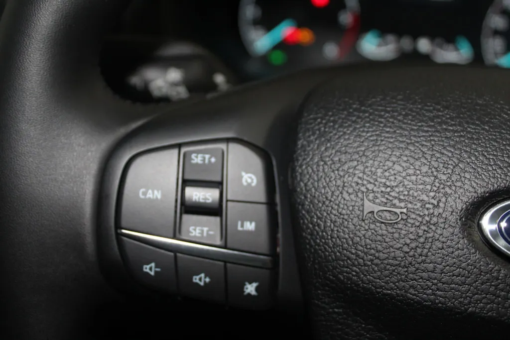 Ford Transit 350 2.0 TDCI L3H2 Trend * Trekhaak *