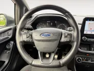 Ford Fiesta 1.0 EcoBoost ST-Line 125PK 3drs | 1e Eigenaar | NL-Auto | Climate Control | Navigatie | Parkeersensoren | Privacy Glass | Apple Carplay / Android Auto