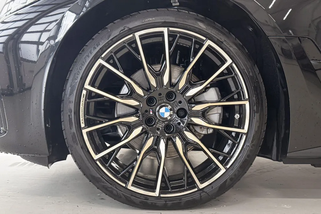 BMW i4 eDrive35 M Sport Edition Innovation Pack