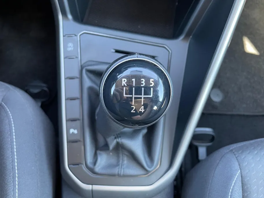 Volkswagen Polo 1.0 TSI Comfortline *Navigatie via carplay*Parkeersensoren*Schuif/kanteldak*Adapt. Cruise Control*LM.Velgen*Zeer nette auto!
