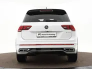 Volkswagen Tiguan 1.4 TSI 245pk DSG eHybrid R-Line Business · Camera · Apple/Android Car Play · Navigatie · P-Sensoren · 19'' Inch ·