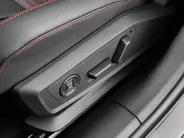 Audi RS5 Limousine e-hybrid 470 kW 639 PK · RS sportuitlaat · Topsnelheid 270 km/h · Head-up display · Panoramadak