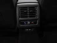 Volkswagen Golf GTI Clubsport Edition 50 2.0 325 PK 7 versn. DSG · Assistance Pakket Plus · Leder Pakket 'Vienna' · Multimedia Pakket Plus · Panoramaschuif-kanteldak · Stuurwiel, verwarmd, multifunctioneel en met ArtVelours bekleed ·