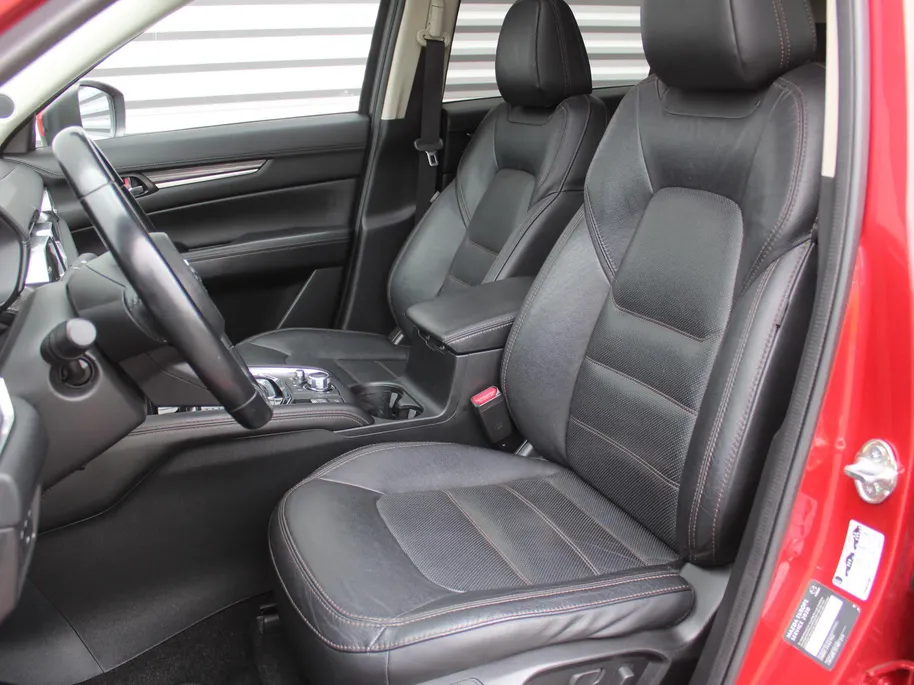 Mazda CX-5 2.5 SkyActiv-G 194 GT-M 4WD | Trekhaak | Stuur-/stoelverwarming | Leer | 19' LM | Navi | Schuifdak | Camera | HUD | LED | All season | 194 PK!! |