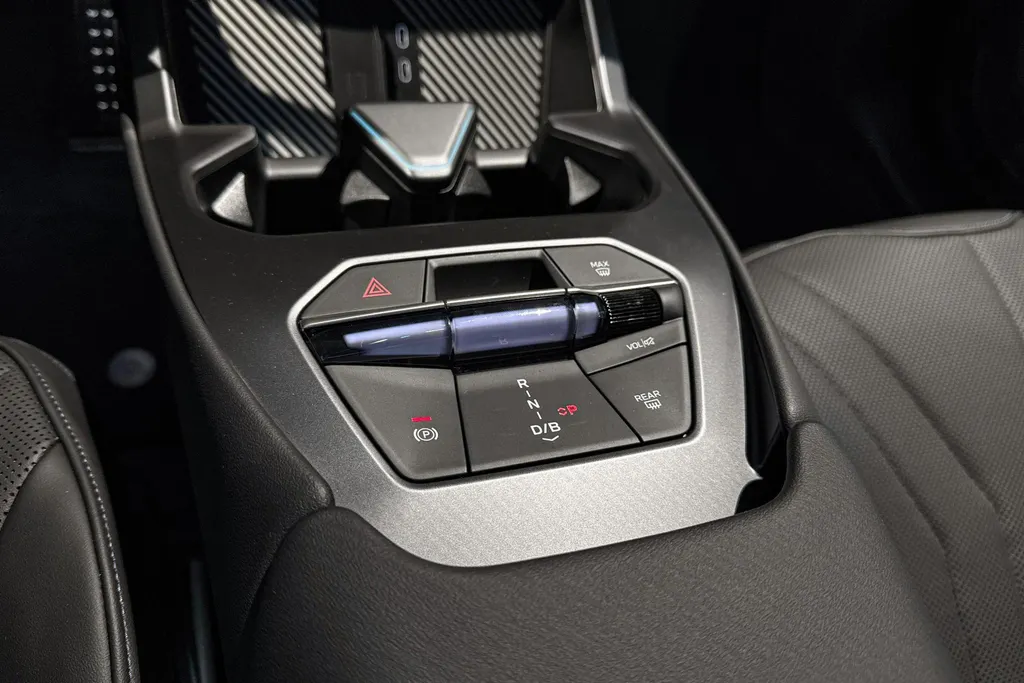 BMW iX3 40 eDrive 83 kWh