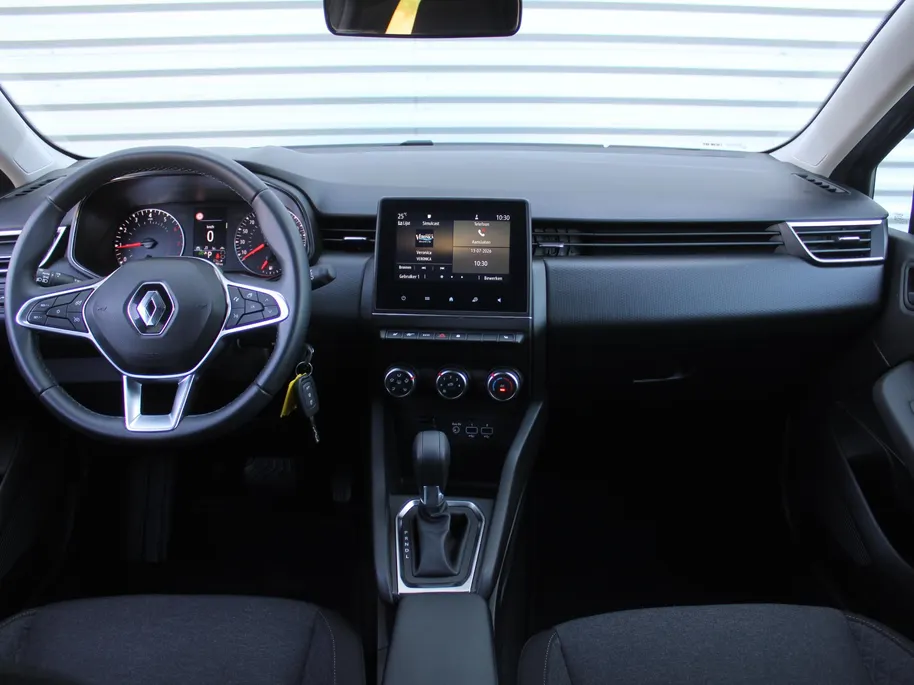 Renault Clio 1.0 TCe 90 Equilibre | Automaat | Apple Carplay | Android Auto | Stoel verwarming | PDC | Cruise | LED | Privacy Glass | BTW auto |
