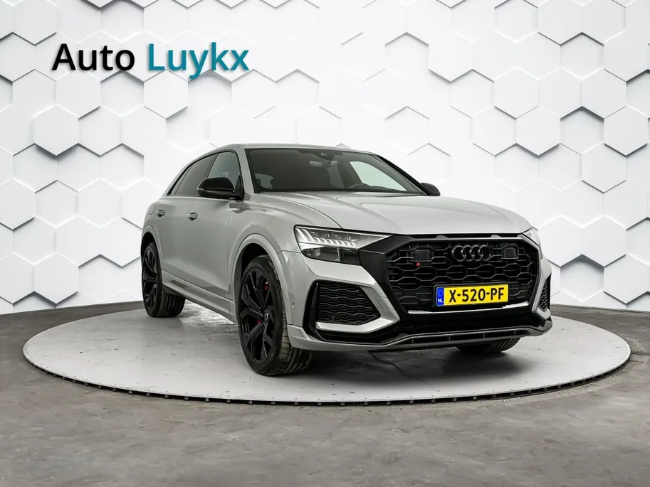 Audi RSQ8 4.0 TFSI RS Q8 Quattro | Panoramadak | Luchtvering | 23'' L.M. Velgen