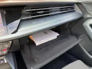 Audi A3 Sportback 35 TFSi mild-Hybrid S-Tronic aut. S Edition S Line Sportstoelen | Pano dak | SONOS Sound | Camera | Stoelverwarming | CarPlay | Cruise Control adapt. | Etc.