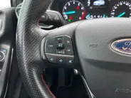 Ford Fiesta 1.0 EcoBoost ST-Line |Apple Carplay/Android Auto|lichtmetalen velgen 17'| Spoiler| Voorruitverwarming|12 maanden Bovag garantie|