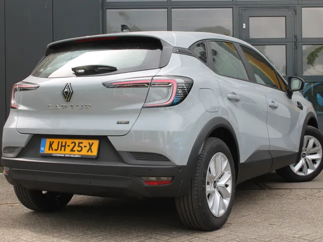 Renault Captur 1.8 E-Tech full hybrid 160 evolution | Google Navigatie | Climate Control | Apple CarPlay & Android Auto | DEMONSTRATIE AUTO, VRAAG NAAR BESCHIKBAARHEID |