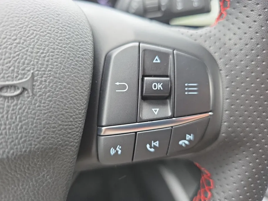 Ford Focus Wagon 1.0 EcoBoost Hybrid ST Line | Navigatie | Winterpakket | Parkeersensoren | Cruise Control | Android Auto/ Apple Carplay | 12 maanden garantie