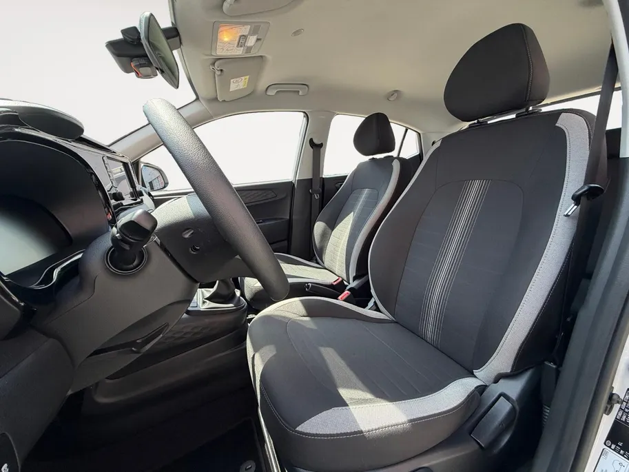 Hyundai i10 1.0 Comfort | Navigatie | Achteruitrijcamera | Parkeersensoren achter | Airco | Apple Carplay/ Android Auto