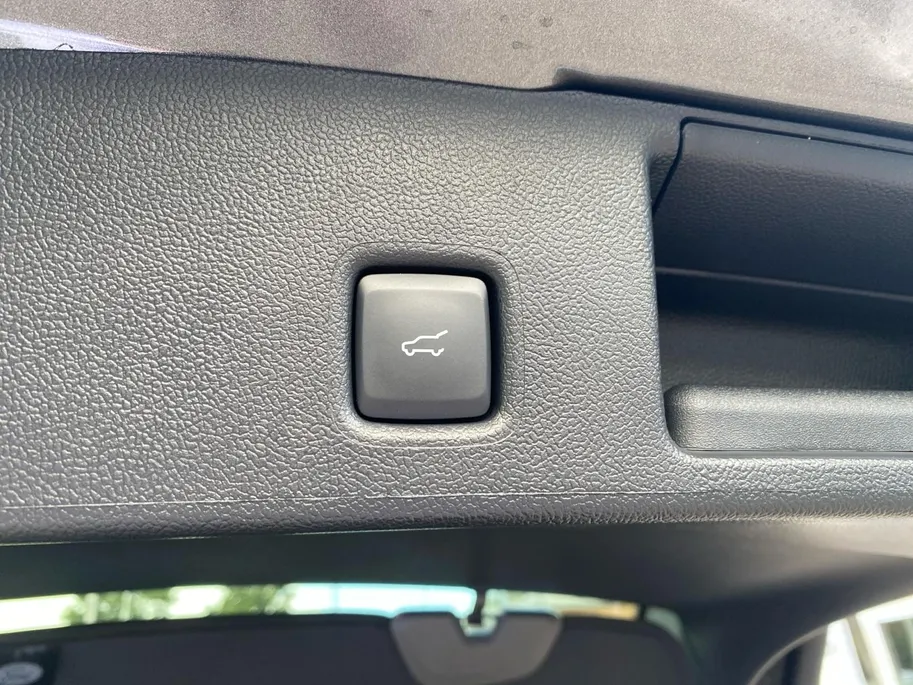 Ford Kuga 2.5 PHEV ST-Line X 243PK | El. Wegklapbare Trekhaak | Reservewiel | Uit voorraad | 4000,- Ready Set Ford Bonus | 0,99% rente icm Ford Options
