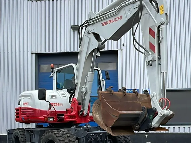 Takeuchi TB295W