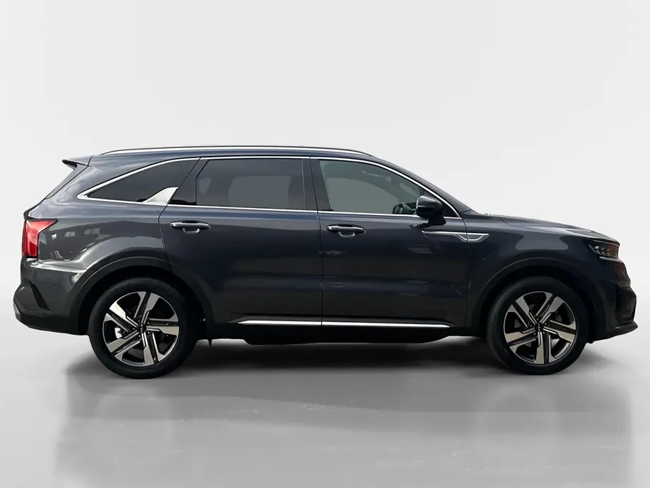 Kia Sorento 1.6 T-GDI Hybrid 2WD ExecutiveLine 5p. | Apple Carplay / Android Auto | Navigatiesysteem | Elektrisch Verstelbare Voorstoelen | Bestuurdersstoel met Geheugen | Elektrisch Schuif / Kanteldak | Elektrisch Bedienbare Achterklep | Stoelverwarming + Stoelkoeli
