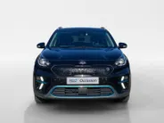 Kia e-Niro DynamicPlusLine 64 kWh Climate control | Stoel,- en stuurverwarming | Parkeercamera | Cruise control | Elek. schuif/kanteldak | 16 inch LM velgen | SOH 98.6% |