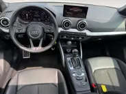 Audi Q2 35 TFSI S Edition Automaat | S-Line uitgevoerd | Metallic lak | Panoramadak | Privacy Glass | Stoelverwarming | Bovag garantie | NAP |
