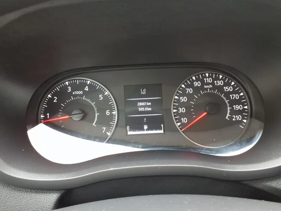 Renault Master T33 2.3 dCi 135 L2H2 Work Edition Airco | Navigatie | PDC-Camera | Blindspot | 1 jaar Garantie.