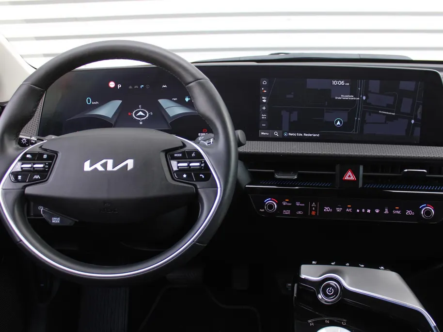 Kia EV6 Plus 77.4 kWh | Stuur-/stoelverwarming + ventilatie | Elektr. stoelverstelling + achterklep | Leer | Warmtepomp | 19' LM | Camera | LED |