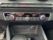 Audi Q2 35 TFSI CoD 150pk S line Edition · Trekhaak · Adaptive Cruise Control · Afgevlakt stuurwiel · Elek. inklap. buitenspiegels · Navigatie · Clima · Parkeersensoren V+A ·