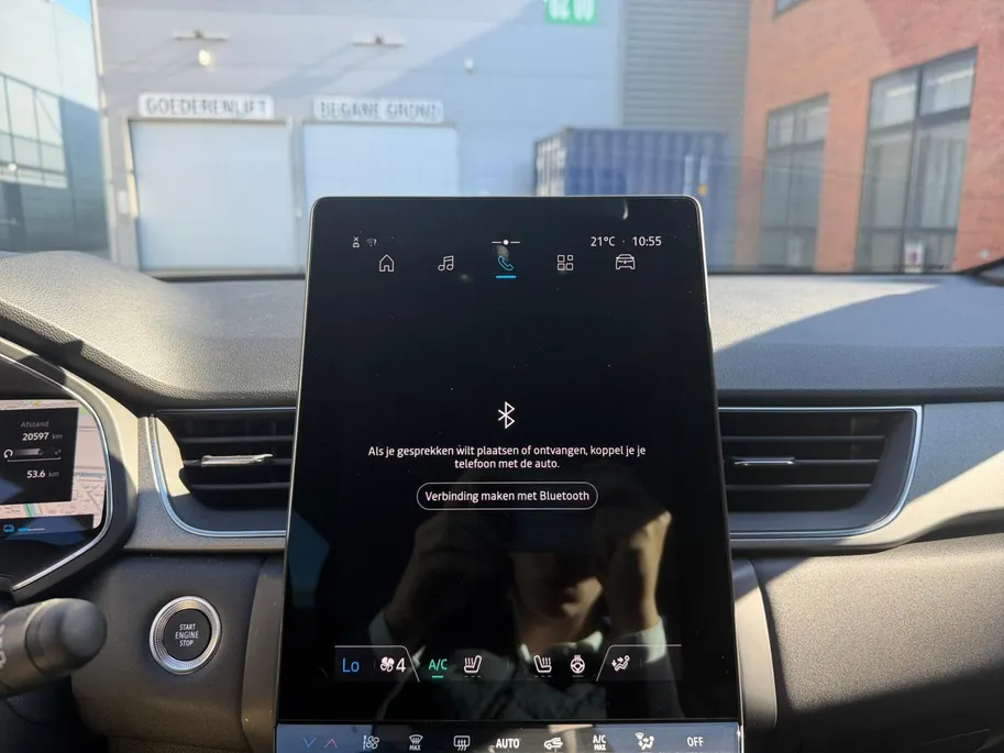 Renault Captur 1.6 E-Tech full hybrid 145 techno | Stoel & Stuurverwarming | Apple Carplay & Android Auto | Cruise & Climate Control | Camera | Parkeersensoren | Navigatie | 12 Maanden BOVAG Garantie