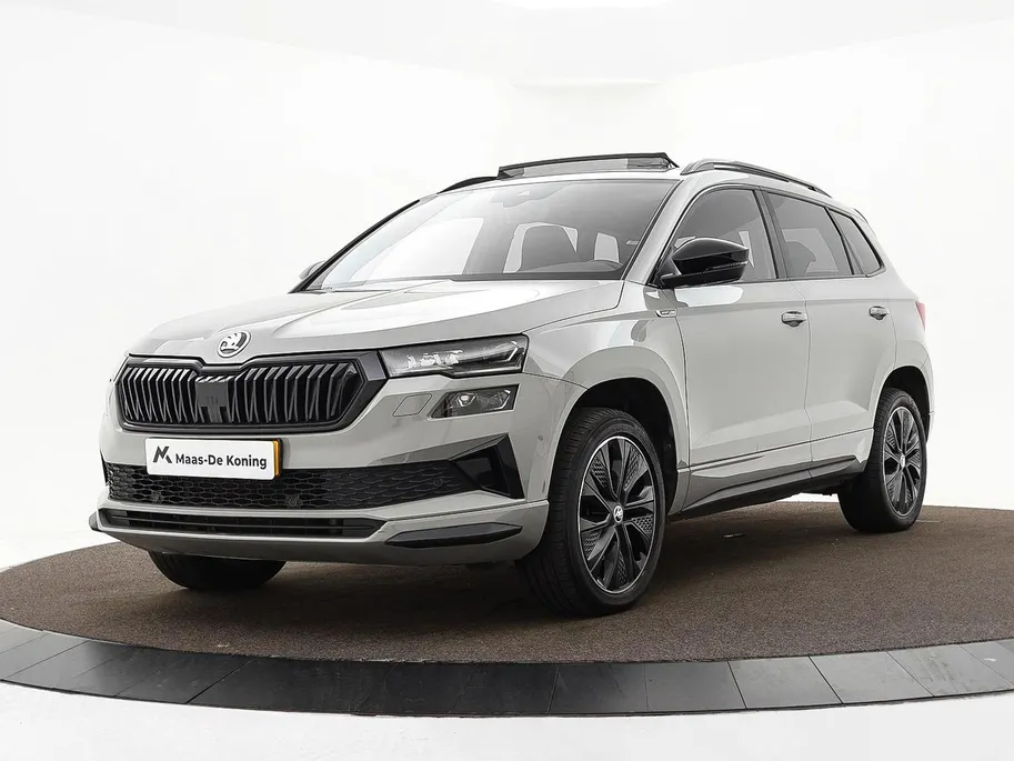 Škoda Karoq 1.5 TSI 150pk DSG ACT Sportline Business · Panoramadak · Camera · Cruise Control · Apple/Android Car Play · 18'' Inch ·
