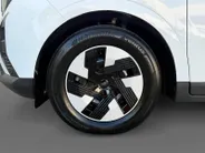 Ford E-Transit Cour. Trend 44 kWh | NL auto | Navigatie | Apple carplay & android auto | Adapt. cruise control | BLIS | Parkeersensor achter | Achteruitrijcamera | Trekhaak | Fabrieksgarantie |