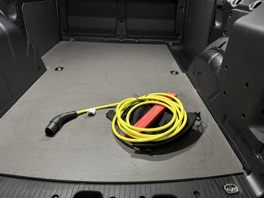 Ford Transit Connect 1.5 EcoBoost PHEV L2 Limited 150 PK | Achteruitrijcamera | Adaptieve Cruisecontrol | BLISS | trekhaak |