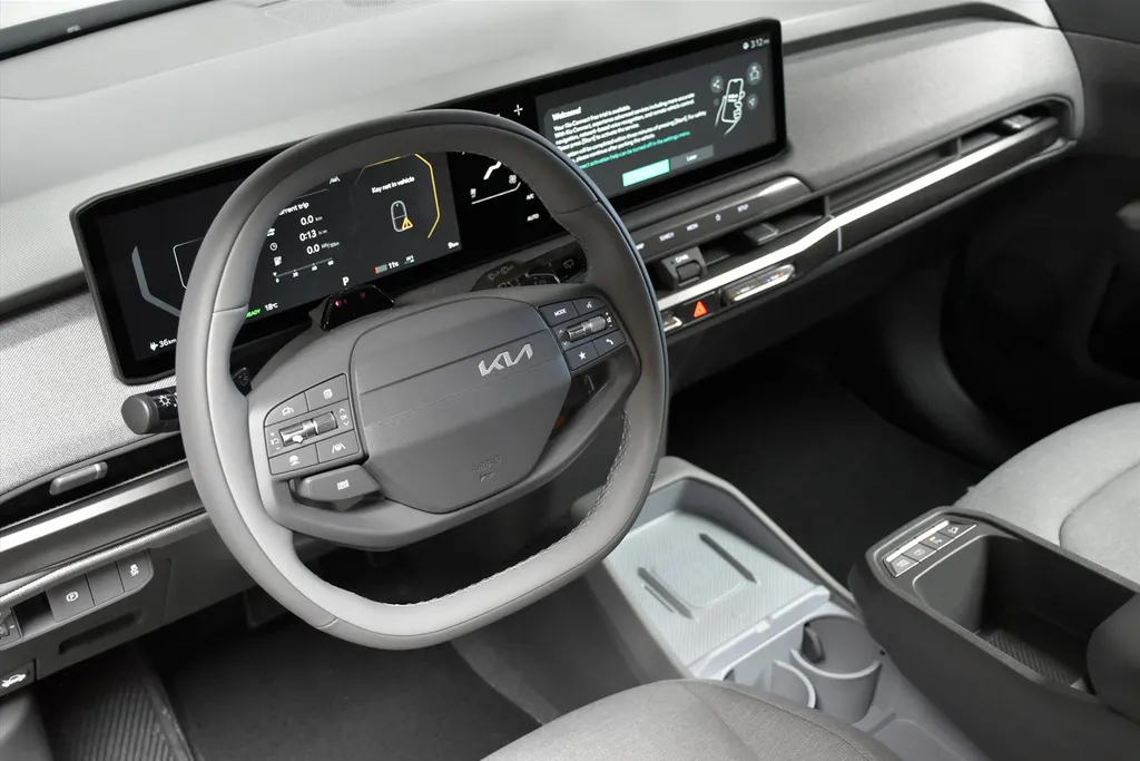Kia EV3 81,4 kWh 204pk Plus NIEUW