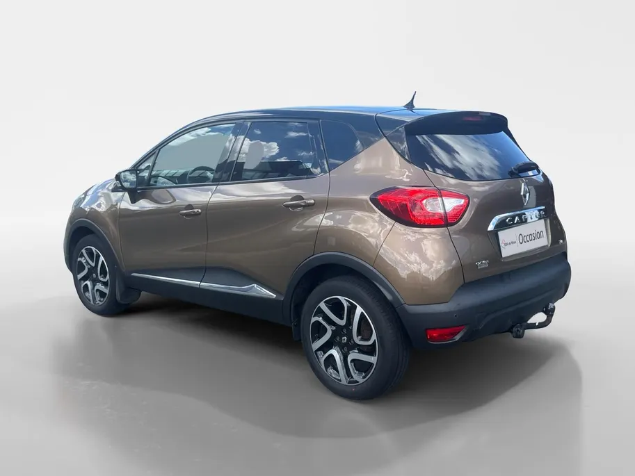 Renault Captur 0.9 TCe Barista | Camera | Stoelverwarming | Climate Control | Cruise Control | Trekhaak | Leder | 12 Maanden Bovag Garantie