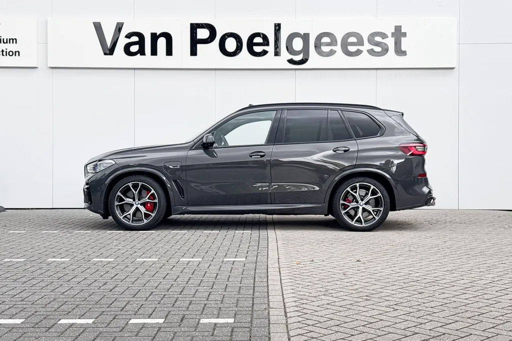 BMW X5 xDrive45e