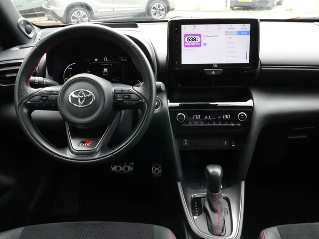 Toyota Yaris Cross 1.5 Hybrid GR Sport | Panoramadak | JBL | Blindspot | HUD