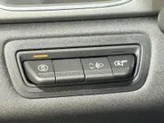 Renault Captur 90PK TCe Techno | Schuif/Kantel Dak | Navi | Camera | Digital Cockpit | Parkeersensoren | Climate Control | Cruise Control | Full LED | Lichtmetalen Velgen |