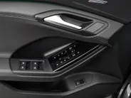 Audi Q6 e-tron S edition performance 100 kWh 306pk · SOH 97,9% · Panoramadak · 360 Camera · Inklap. Trekhaak · Luchtvering · B&O Sound · Head-Up Display · Garantie t/m 15-03-2031 of 100.000km